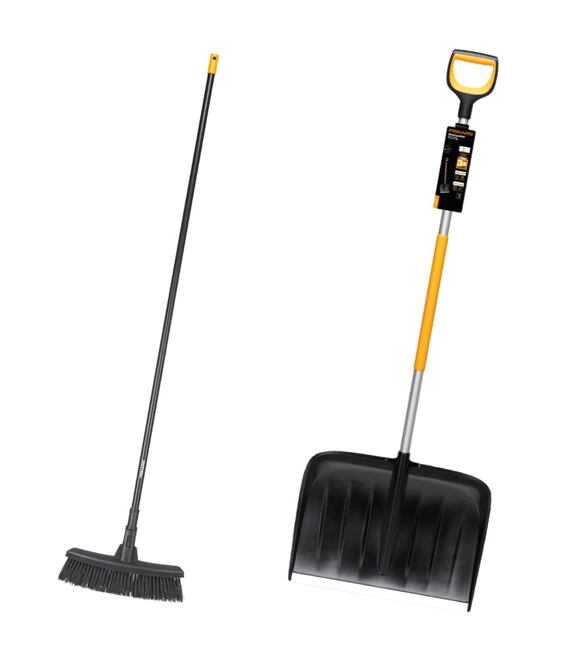 2tlg. Set Schneeschieber SnowXpert Fiskars 1057178 und Allzweckbesen M Solid Fiskars 1025921